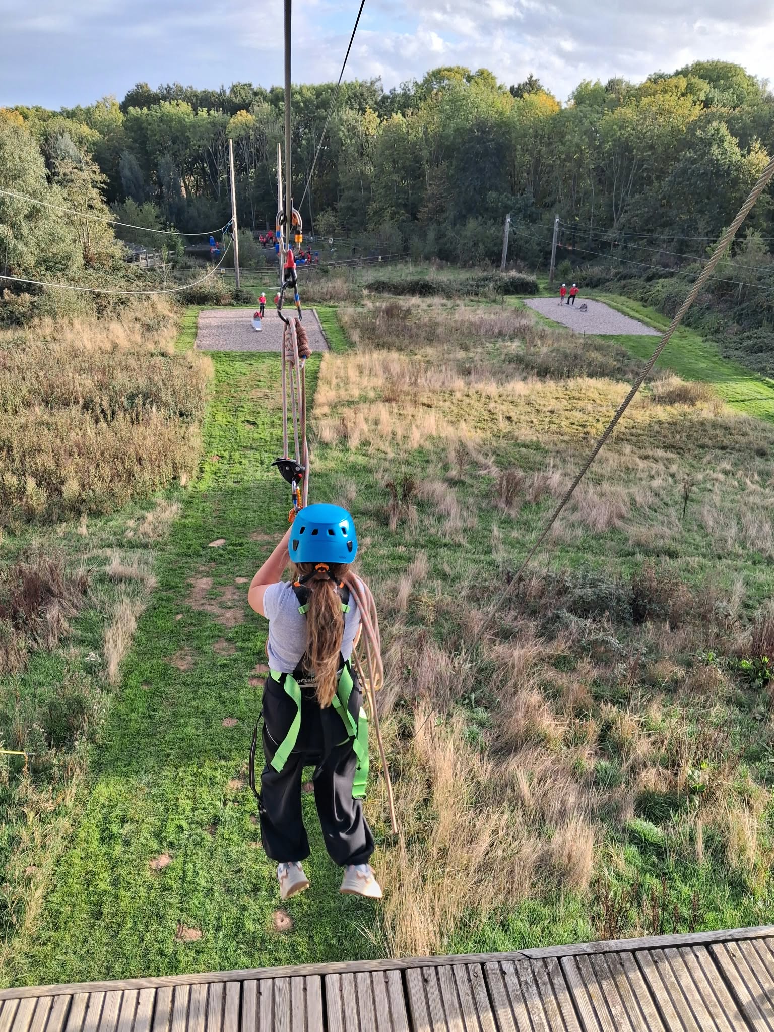 Group 1 children doing abseil and zipwire